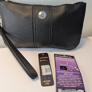 Stone Mountain Black Pebbled Leather Wristlet